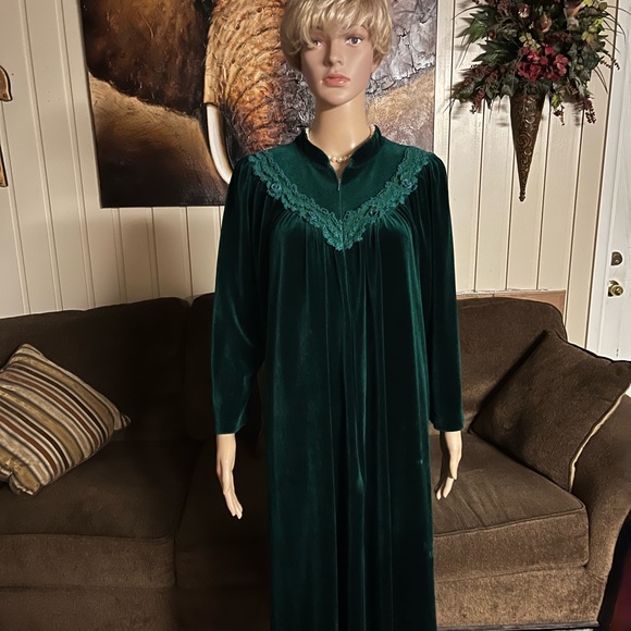 Komar • Vintage • Velvet • Green • Size Large • Robe - Picture 6 of 16